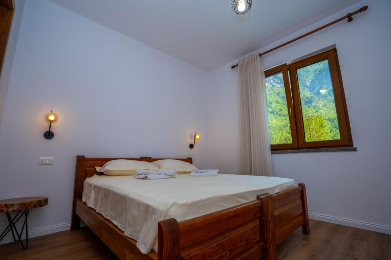 Veni I Gjyshit Hotell 4*