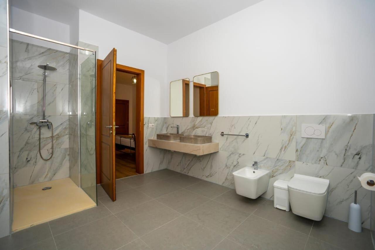 Hotel Veni I Gjyshit
