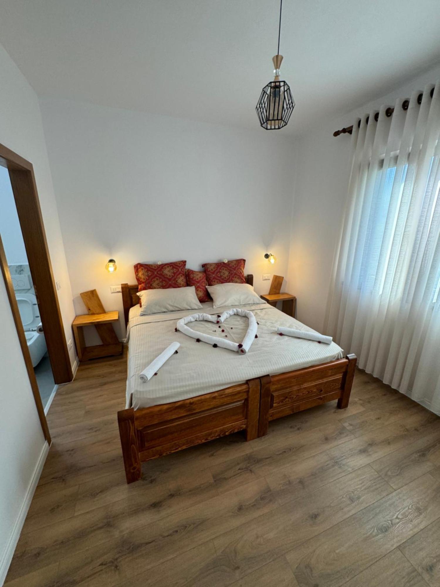 Hotel Veni I Gjyshit Nderlysaj