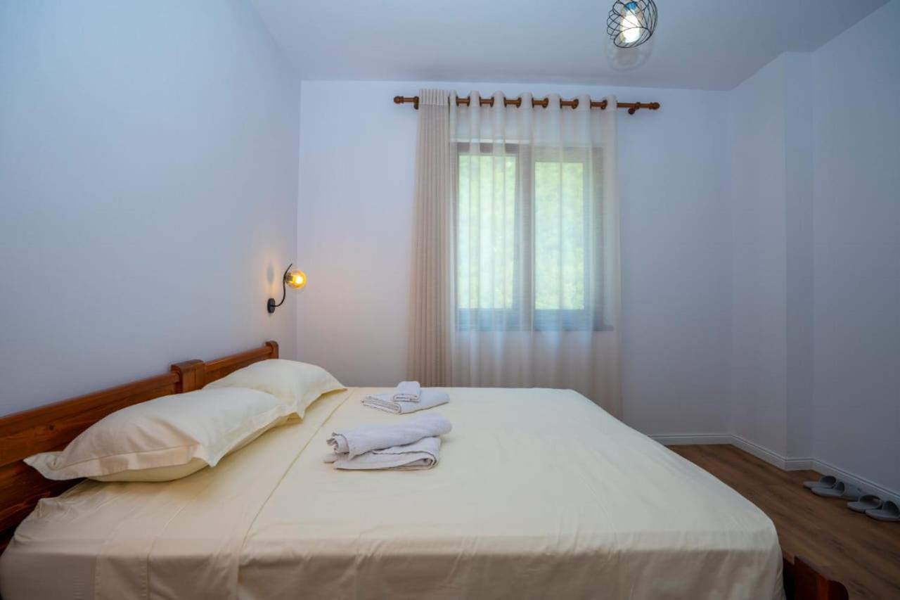 Hotel Veni I Gjyshit Nderlysaj